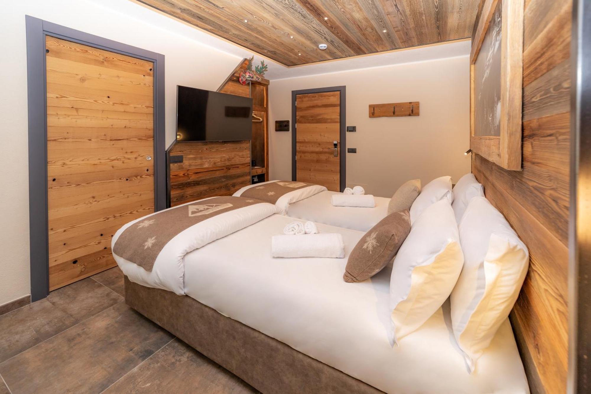 Avalanche - Alpine Boutique Hotel Oulx Habitación foto