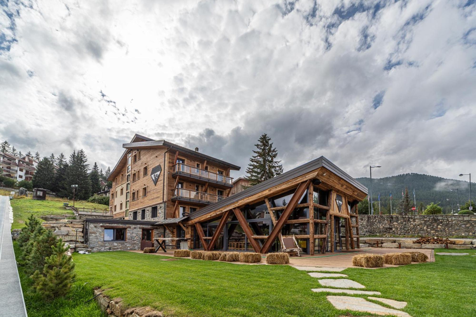 Avalanche - Alpine Boutique Hotel Oulx Exterior foto